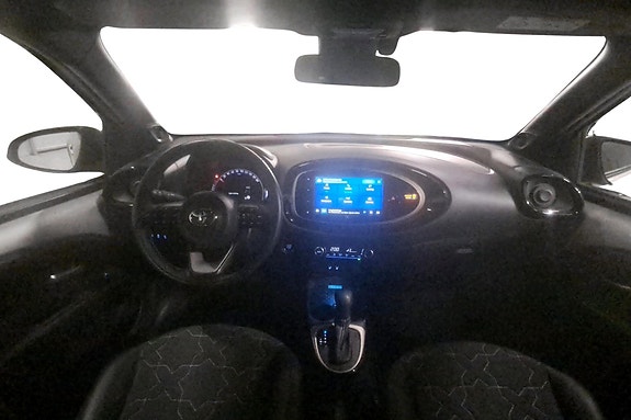 Toyota Aygo X 10 of 30