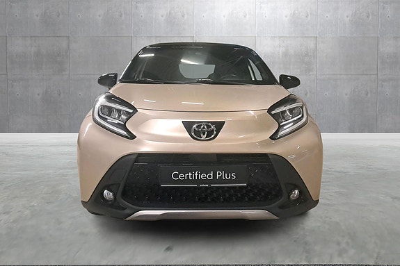 Toyota Aygo X 8 of 30