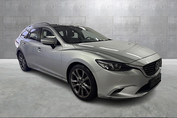 Mazda 6 4 of 5