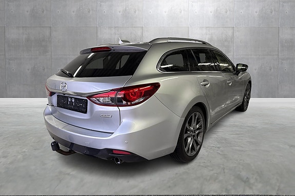 Mazda 6 3 of 5