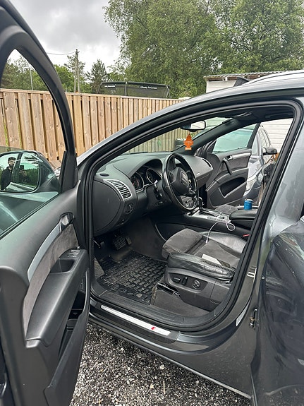 Audi Q7 15 of 28