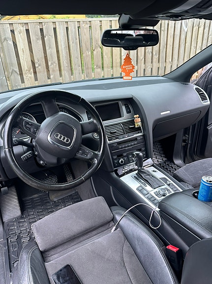 Audi Q7 11 of 28