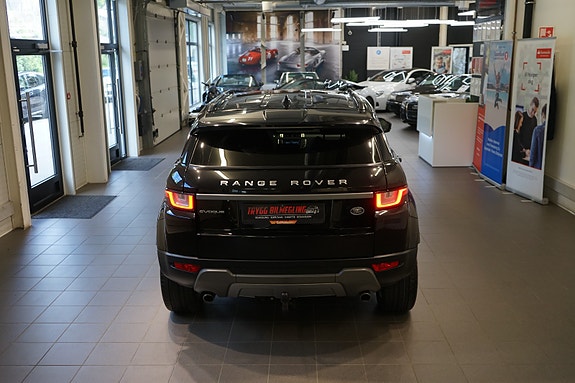Land Rover Range Rover Evoque 8 of 30