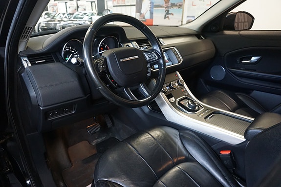 Land Rover Range Rover Evoque 27 of 30