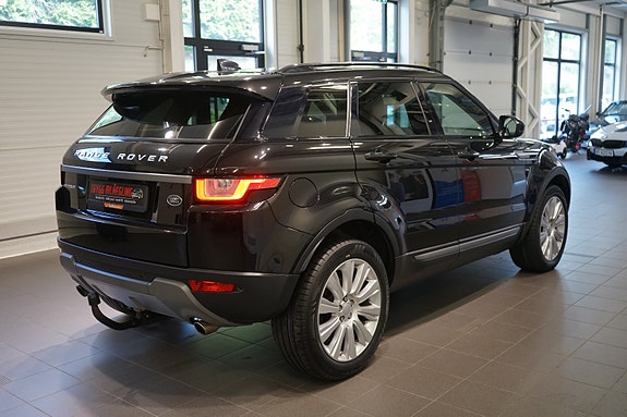 Land Rover Range Rover Evoque 9 of 30