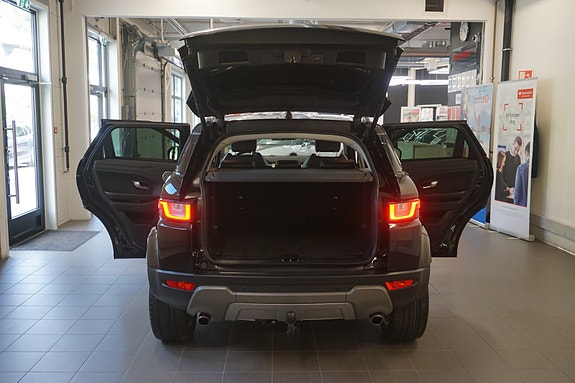 Land Rover Range Rover Evoque 16 of 30