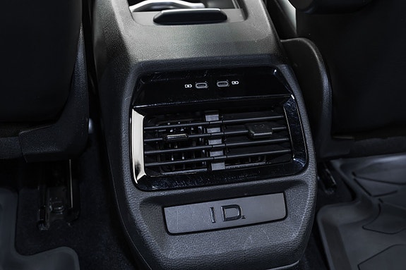 Volkswagen ID.4 27 of 30