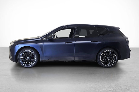 BMW iX 3 of 5