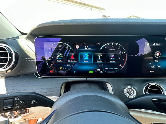 Mercedes-Benz E-Klasse 15 of 24