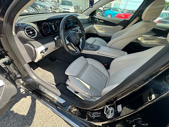 Mercedes-Benz E-Klasse 6 of 24