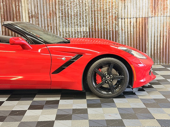 Chevrolet Corvette 3 of 30
