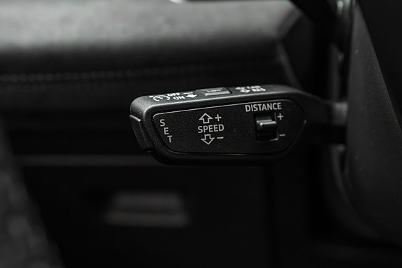 Audi SQ6 e-tron 30 of 30