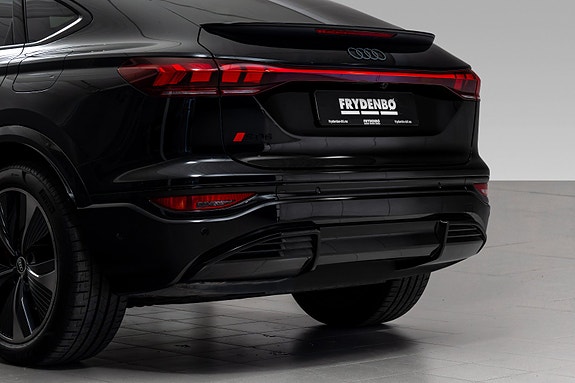 Audi SQ6 e-tron 8 of 30