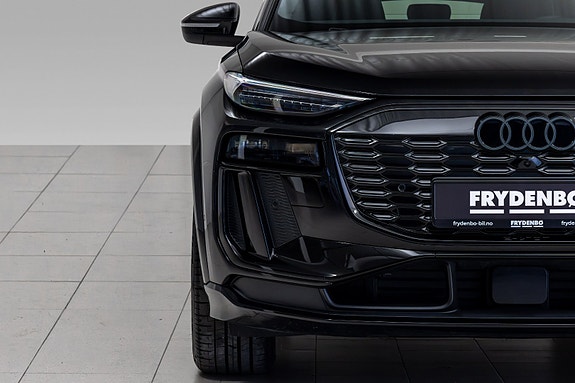 Audi SQ6 e-tron 4 of 30