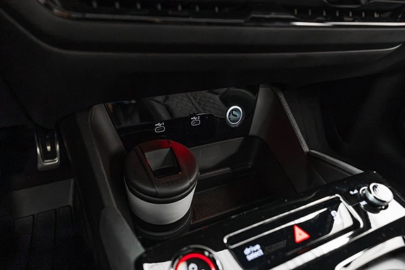 Audi SQ6 e-tron 21 of 30