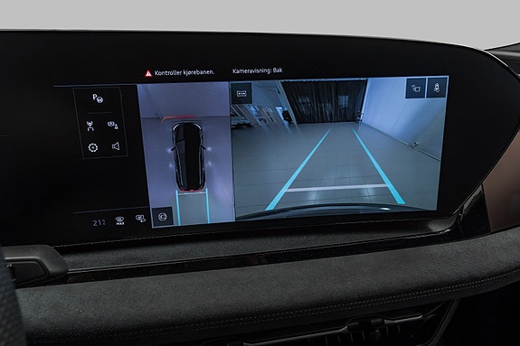Audi SQ6 e-tron 28 of 30