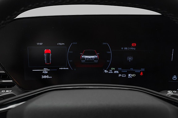 Audi SQ6 e-tron 22 of 30