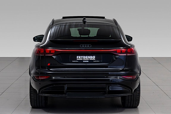 Audi SQ6 e-tron 9 of 30