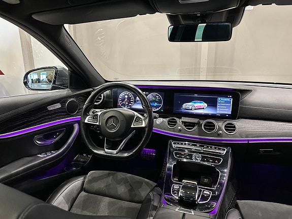 Mercedes-Benz E-Klasse 21 of 30