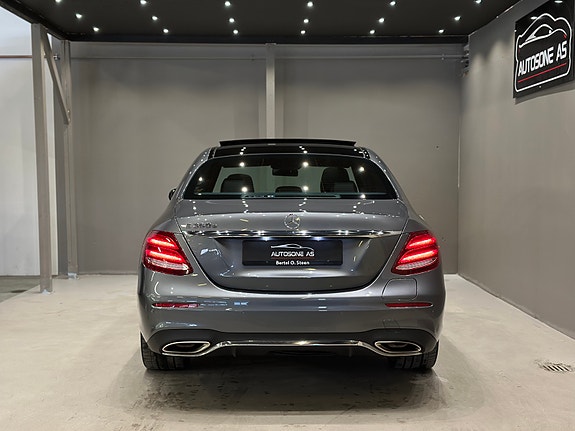 Mercedes-Benz E-Klasse 10 of 30