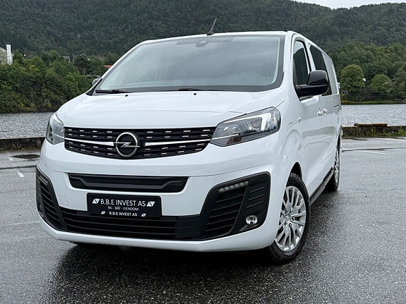 Opel Vivaro 2 of 23