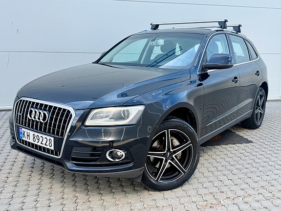 Audi Q5 2 of 30