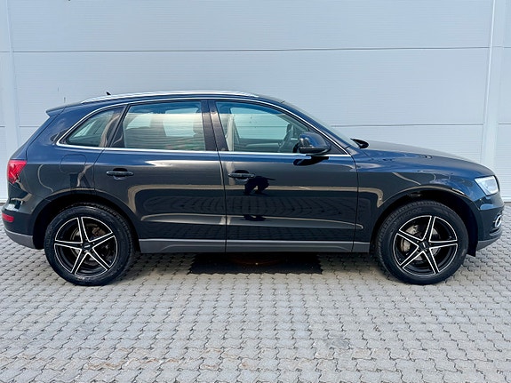 Audi Q5 5 of 30