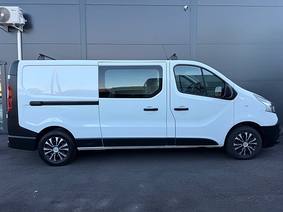 Renault Trafic 9 of 24