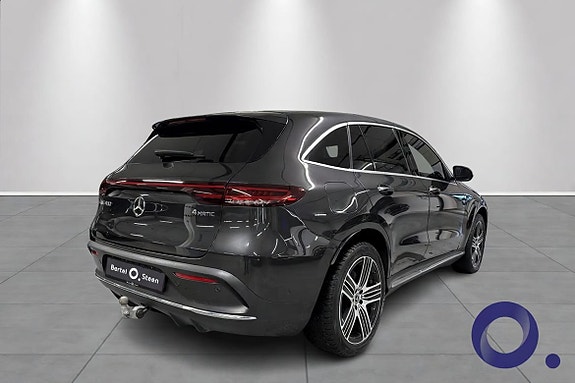 Mercedes-Benz EQC400 8 of 21