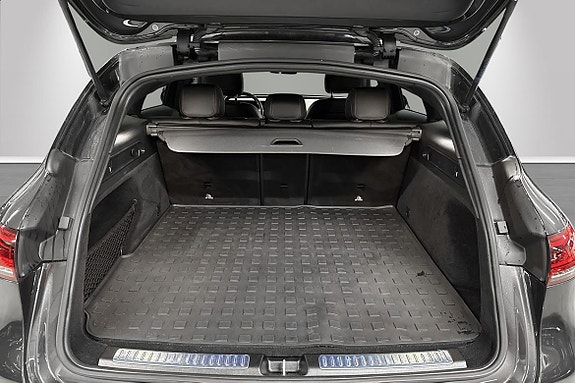 Mercedes-Benz EQC400 9 of 21