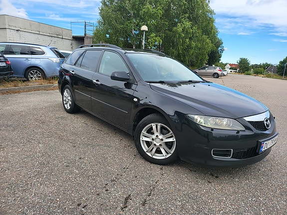 Mazda 6 3 of 5