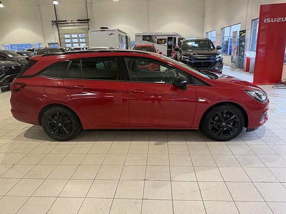Opel Astra 2 of 5