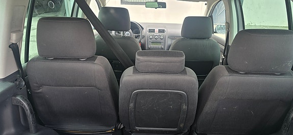 Volkswagen Touran 11 of 18