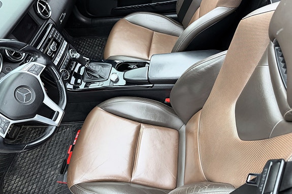 Mercedes-Benz SLK250 21 of 30