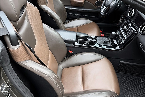 Mercedes-Benz SLK250 26 of 30