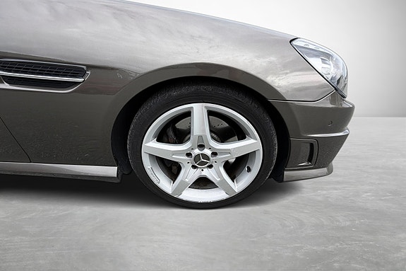 Mercedes-Benz SLK250 17 of 30