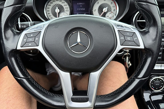 Mercedes-Benz SLK250 19 of 30
