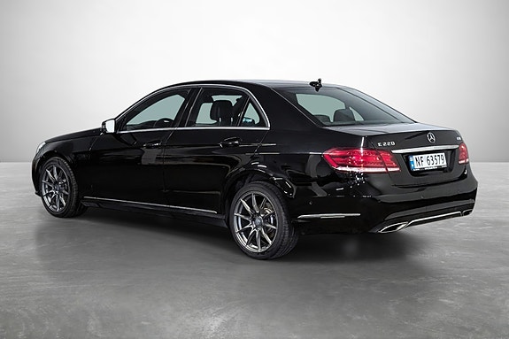 Mercedes-Benz E220 8 of 25
