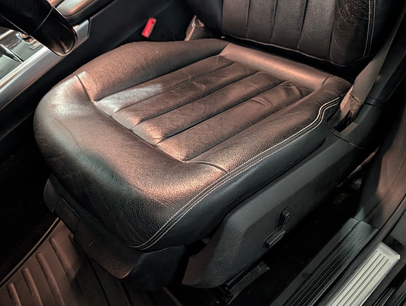 Mercedes-Benz E220 19 of 25