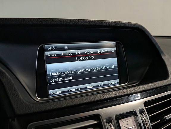 Mercedes-Benz E220 15 of 25