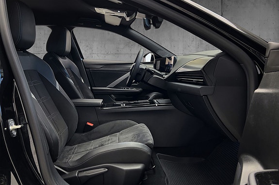 Opel Astra 20 of 28