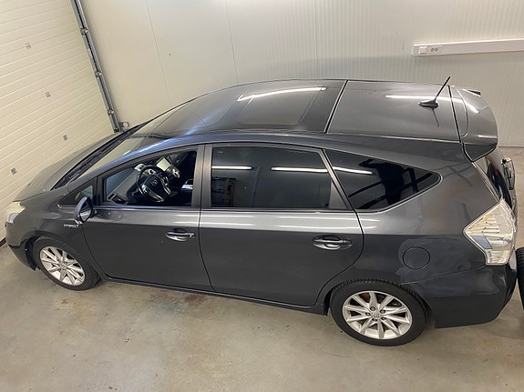 Toyota Prius+ 4 of 23