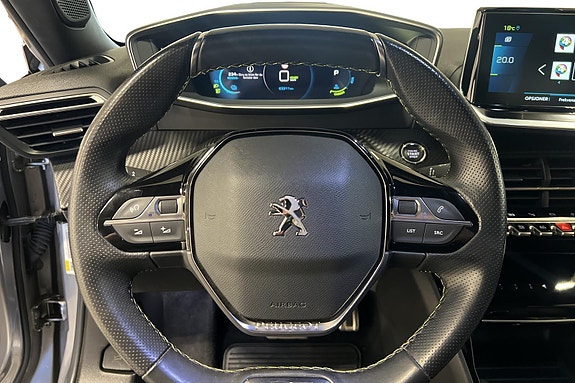 Peugeot e-2008 9 of 29