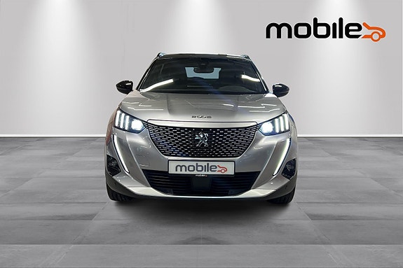 Peugeot e-2008 18 of 29