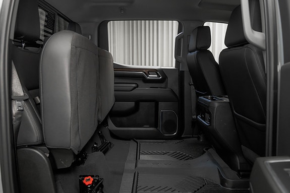 Chevrolet Silverado 1500 13 of 30