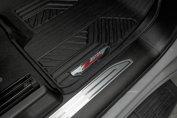 Chevrolet Silverado 1500 12 of 30