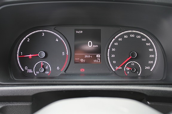 Volkswagen Caddy Maxi 28 of 30