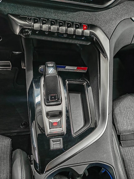 Peugeot 5008 16 of 28
