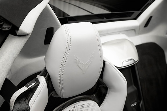 Chevrolet Corvette 30 of 30