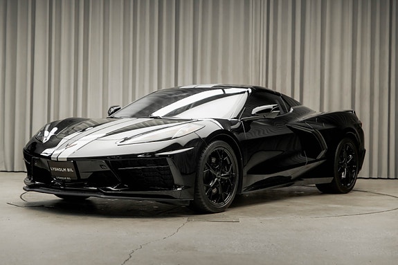 Chevrolet Corvette 9 of 30